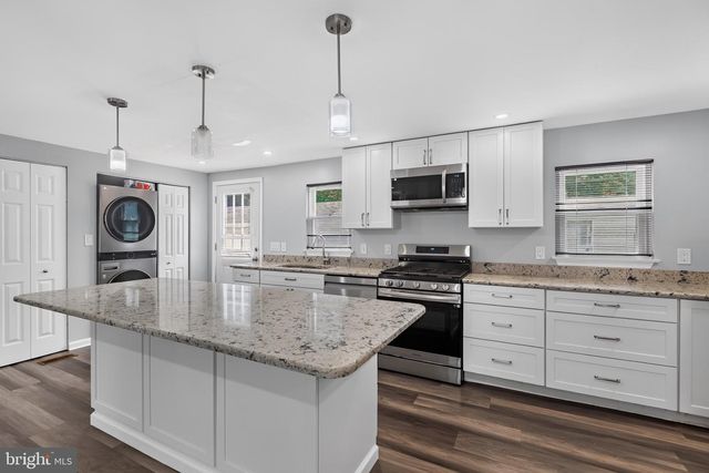 357 MIDLAND AVE, Reading, PA 19606