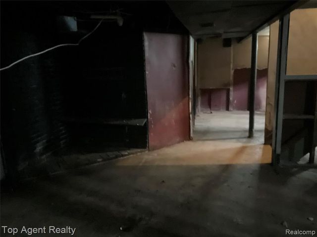 15220 Tacoma Street, Detroit, MI 48205