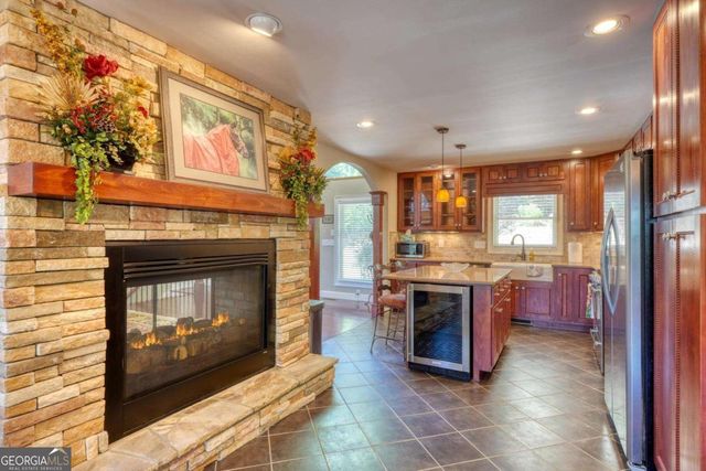 276 Lancelot Loop, Clayton, GA 30525