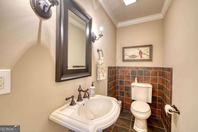 276 Lancelot Loop, Clayton, GA 30525