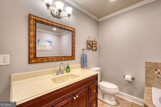 276 Lancelot Loop, Clayton, GA 30525