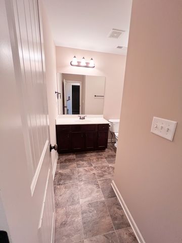 1184 Morstead Dr, Clarksville, TN 37042