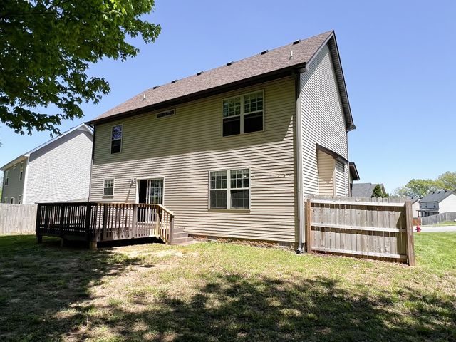 1184 Morstead Dr, Clarksville, TN 37042