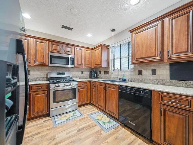 8283 Tegmen Street, Columbus, OH 43240