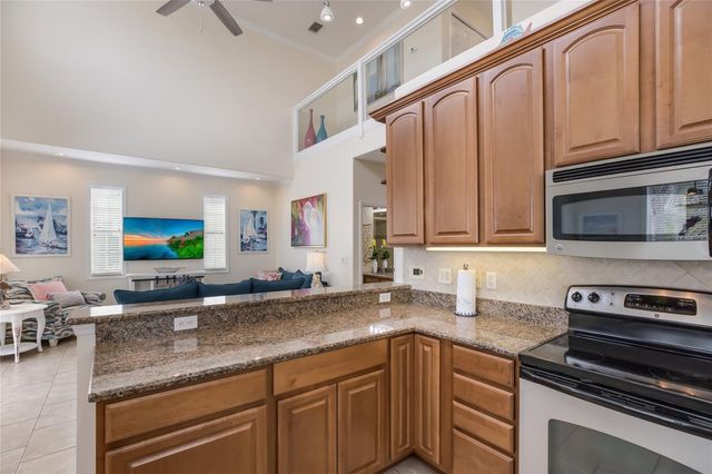 316 64TH ST, Holmes Beach, FL 34217