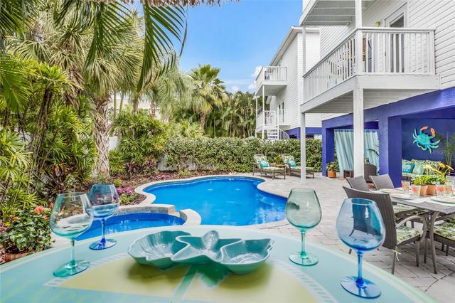 316 64TH ST, Holmes Beach, FL 34217