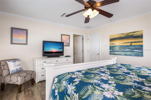 316 64TH ST, Holmes Beach, FL 34217