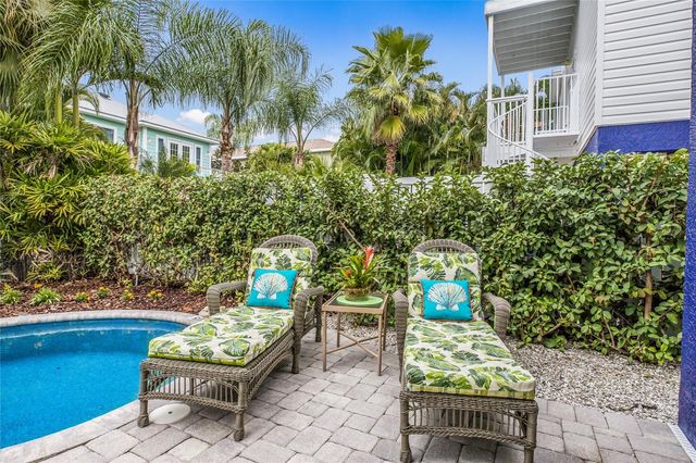 316 64TH ST, Holmes Beach, FL 34217