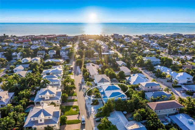 316 64TH ST, Holmes Beach, FL 34217