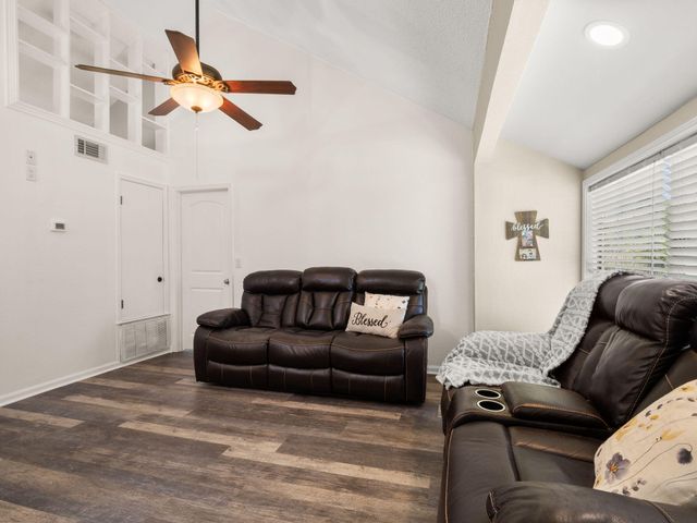2114 Nichols, Westlake, LA 70669