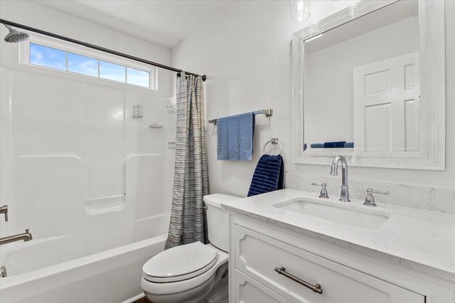 6503 Northwestern AVENUE, Racine, WI 53406