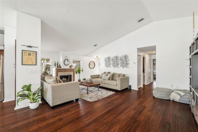 5806 CAY COVE COURT, Tampa, FL 33615