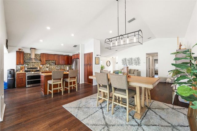 5806 CAY COVE COURT, Tampa, FL 33615