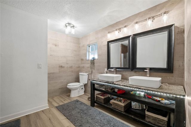 5806 CAY COVE COURT, Tampa, FL 33615