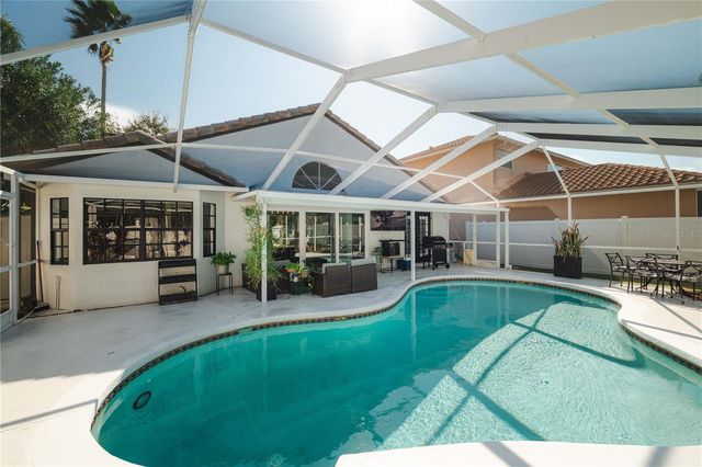 5806 CAY COVE COURT, Tampa, FL 33615