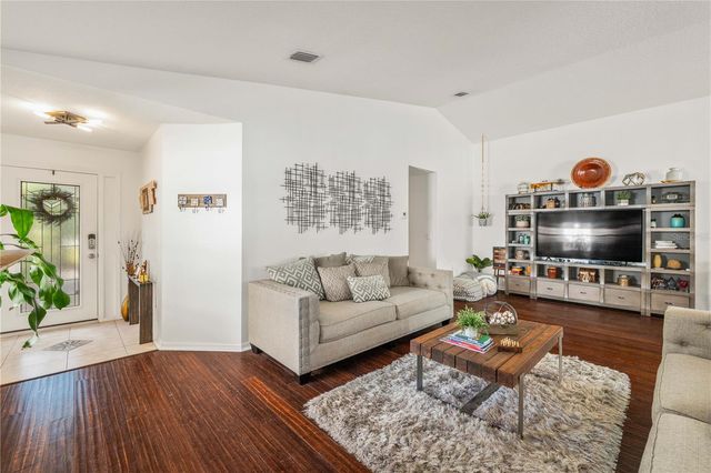 5806 CAY COVE COURT, Tampa, FL 33615