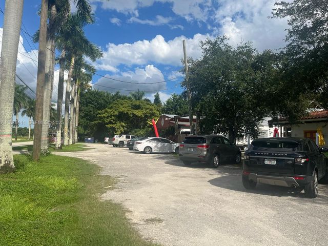 17480 SW 232nd Street, Miami, FL 33170