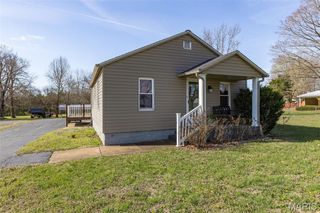 1420 E Chestnut Street, Desloge, MO 63601