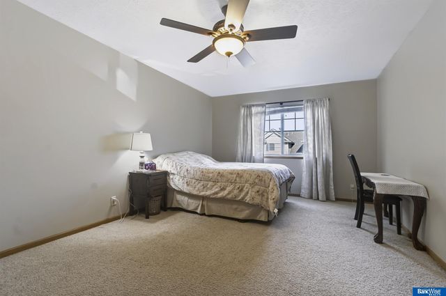 6917 Naples Drive, Lincoln, NE 68526