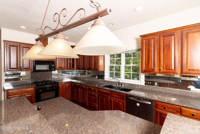 198 Knowles Landing, Hertford, NC 27944