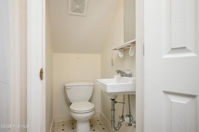 198 Knowles Landing, Hertford, NC 27944