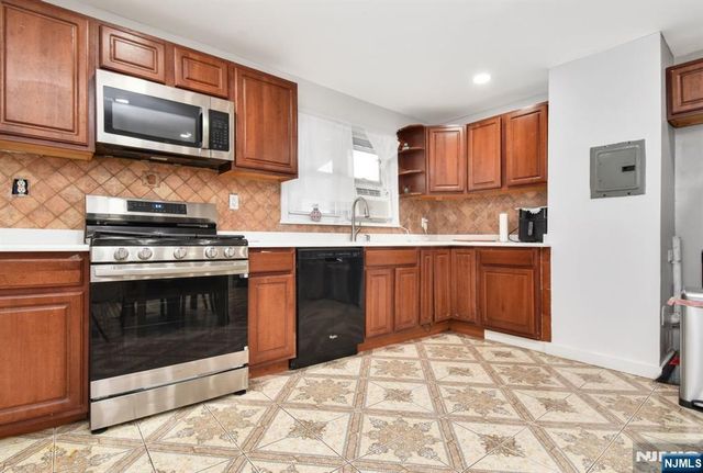 358 Broadway, Bayonne, NJ 07002