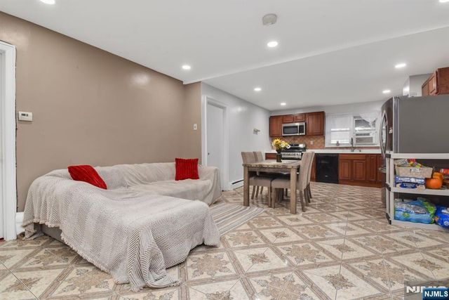 358 Broadway, Bayonne, NJ 07002