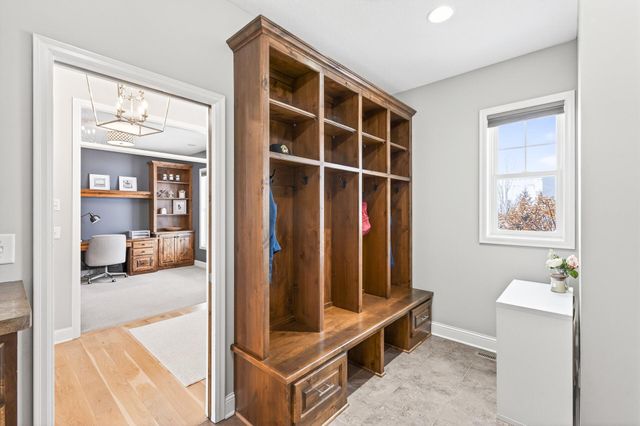 5865 Comstock Lane N, Plymouth, MN 55446