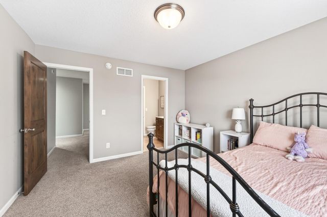 5865 Comstock Lane N, Plymouth, MN 55446