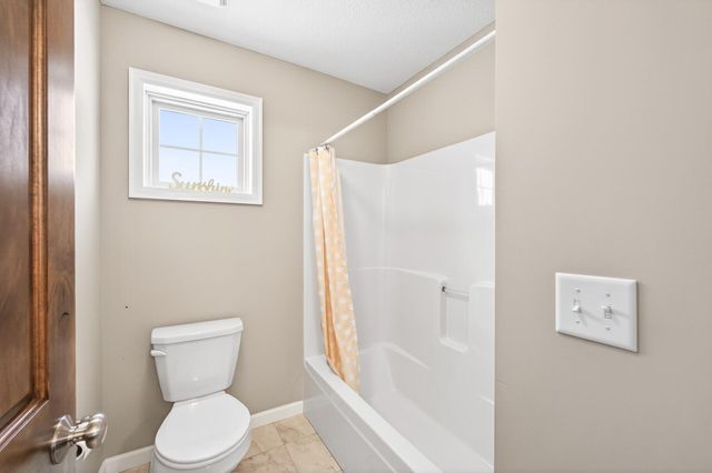 5865 Comstock Lane N, Plymouth, MN 55446