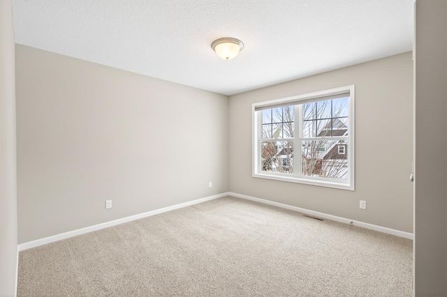 5865 Comstock Lane N, Plymouth, MN 55446