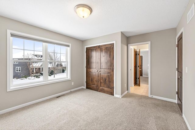 5865 Comstock Lane N, Plymouth, MN 55446