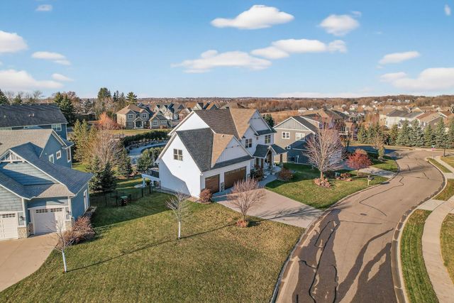 5865 Comstock Lane N, Plymouth, MN 55446