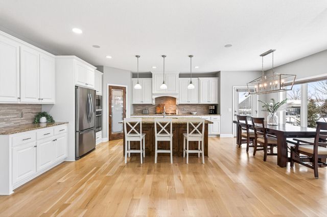 5865 Comstock Lane N, Plymouth, MN 55446