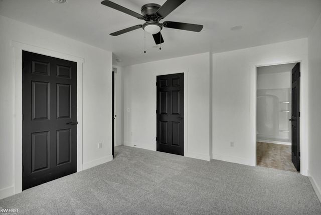 2118 James Street, Burton, MI 48529