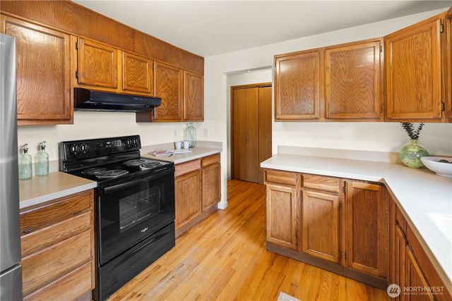 1710 30th Avenue, Seattle, WA 98122