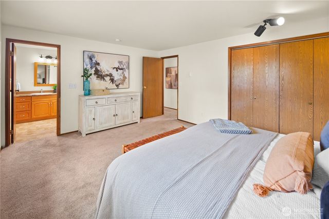 1710 30th Avenue, Seattle, WA 98122