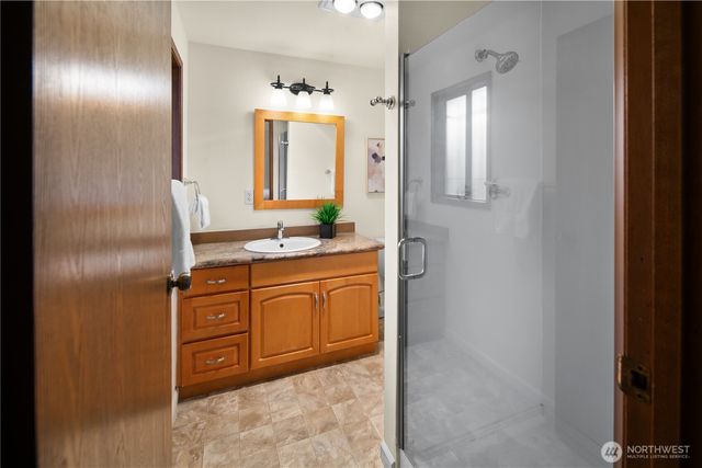 1710 30th Avenue, Seattle, WA 98122