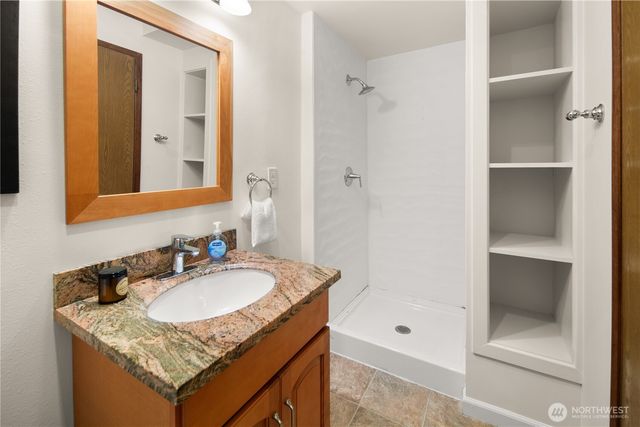 1710 30th Avenue, Seattle, WA 98122