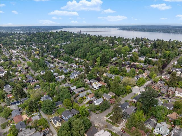 1710 30th Avenue, Seattle, WA 98122