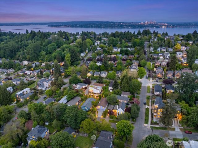 1710 30th Avenue, Seattle, WA 98122