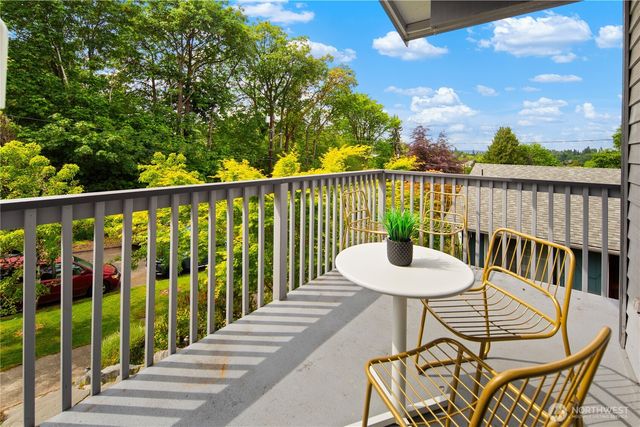 1710 30th Avenue, Seattle, WA 98122