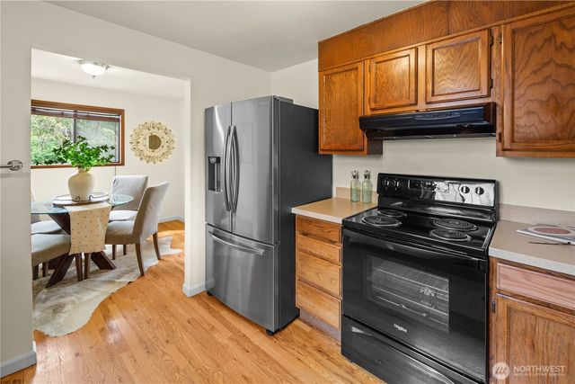 1710 30th Avenue, Seattle, WA 98122