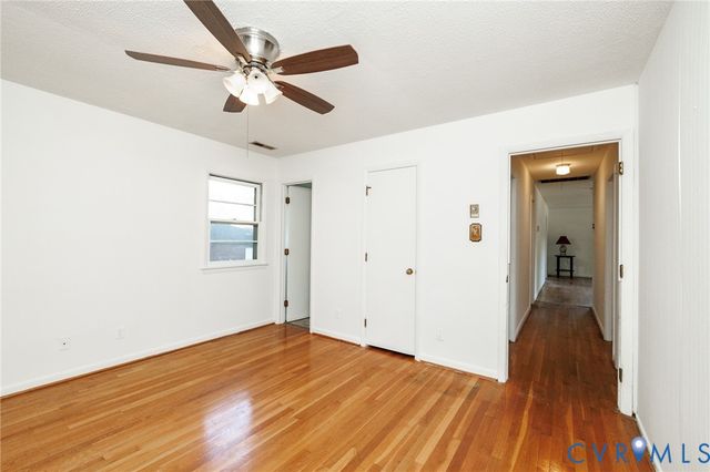 14532 Sir Peyton Dr, Chester, VA 23836