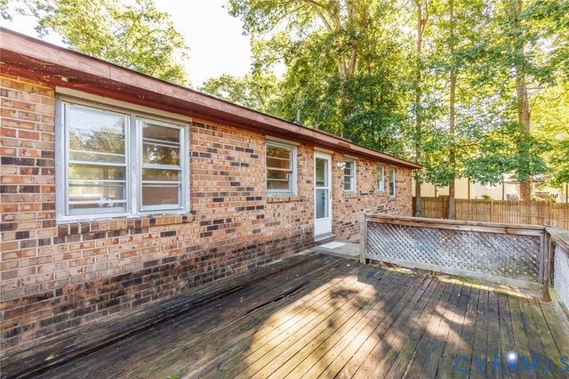 14532 Sir Peyton Dr, Chester, VA 23836