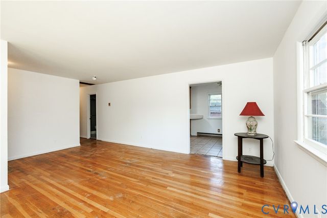 14532 Sir Peyton Dr, Chester, VA 23836