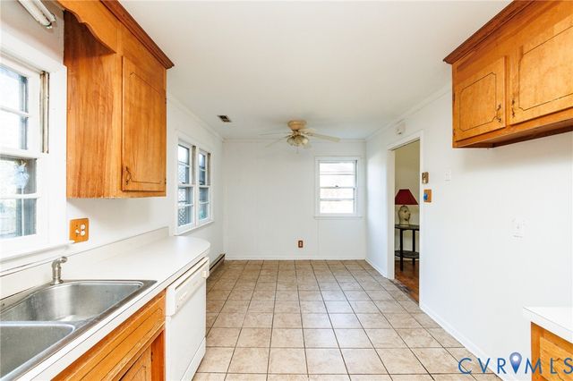 14532 Sir Peyton Dr, Chester, VA 23836
