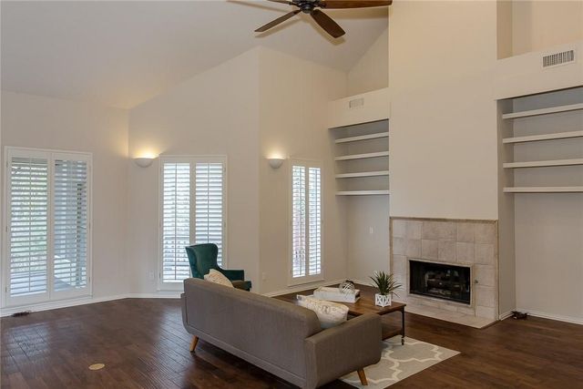 7034 Clear Springs Circle, Garland, TX 75044