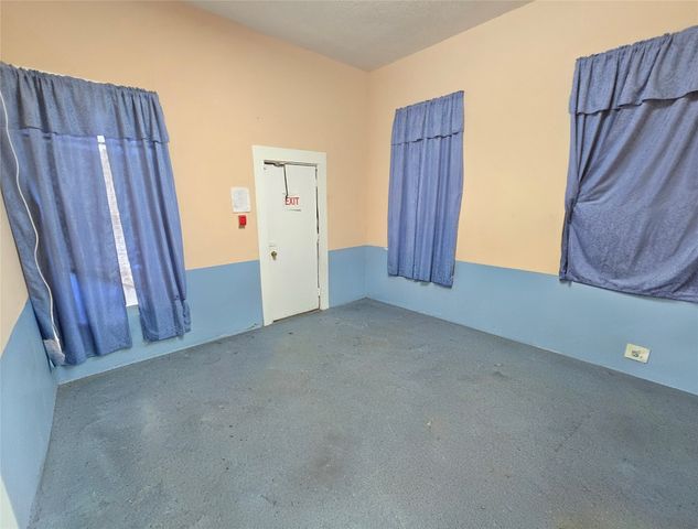 322 Capps Street, Marlin, TX 76661