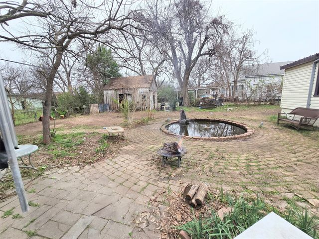 322 Capps Street, Marlin, TX 76661